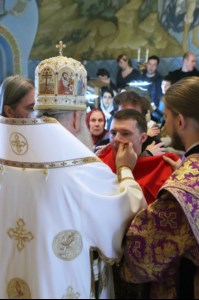 Крещальная литургия в Свято-Троицком кафедральном соборе г. Саратова
