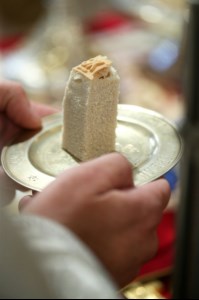 Божественная литургия в храме в честь Покрова Пресвятой Богородицы р.п. Новые Бурасы