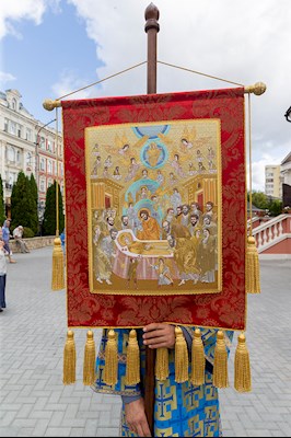 Божественная литургия в Свято-Троицком кафедральном соборе г. Саратова