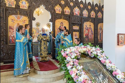 Божественная литургия в храма в честь иконы Божией Матери «Всех скорбящих Радость» г. Саратова