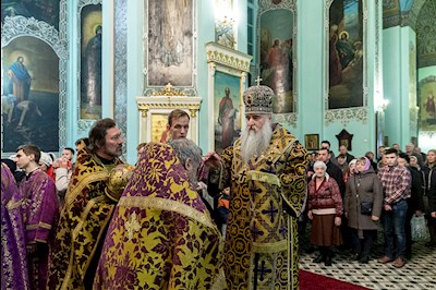 Всенощное бдение в храме в честь Сошествия Святого Духа г. Саратова