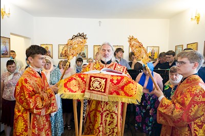 Митрополит Игнатий совершил Великое освящение храма Архангела Михаила с. Курдюм и первую Божественную литургию в новоосвященном храме