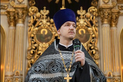 Митрополит Игнатий совершил Литургию Преждеосвященных Даров в Покровском соборе г. Саратова