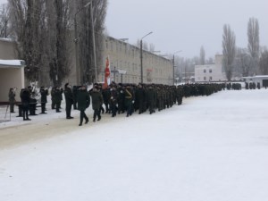Священник принял участие в торжественном митинге