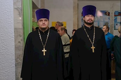 В Вязовке освящена новая библиотека