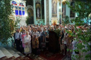 Божественная литургия в храме Сошествия Святого Духа г. Саратова