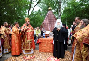 Божественная литургия в Вавиловом Доле
