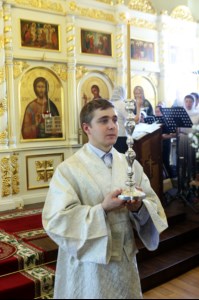 Божественная литургия и панихида на Архиерейском подворье – храме во имя преподобного Серафима Саровского г.Саратова