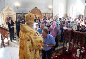 Божественная литургия в храме во имя святых первоверховных апостолов Петра и Павла г. Аткарска