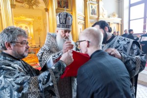 Литургия Преждеосвященных Даров на Архиерейском подворье — в храме во имя святого апостола и евангелиста Иоанна Богослова при СПДС