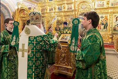 Всенощное бдение в Свято-Троицком кафедральном соборе г. Саратова