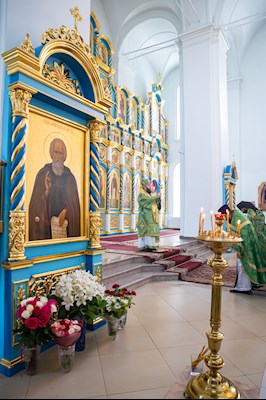 Митрополит Игнатий совершил Божественную литургию в Свято-Сергиевском женском монастыре села Алексеевка Базарно-Карабулакского района