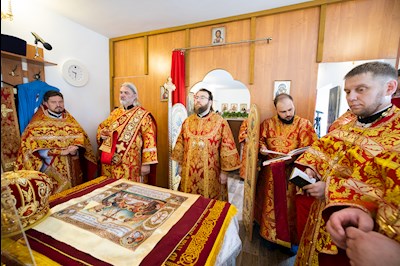 Митрополит Игнатий совершил Великое освящение храма Архангела Михаила с. Курдюм и первую Божественную литургию в новоосвященном храме