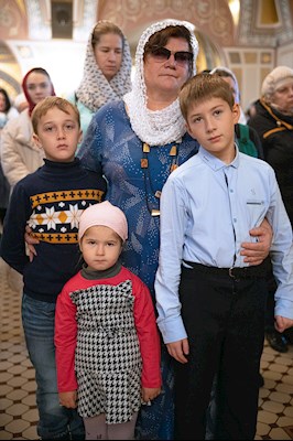 Митрополит Игнатий совершил Божественную литургию в Свято-Троицком кафедральном соборе Саратова