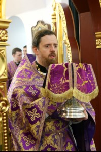 Божественная литургия в храме во имя святого великомученика Георгия Победоносца г.Саратова
