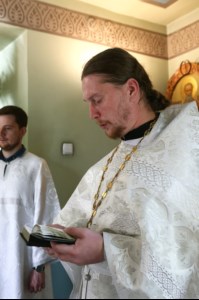 Состоялось массовое крещение оглашенных в Волге