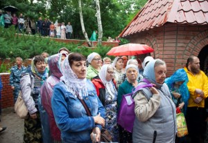 Божественная литургия в Вавиловом Доле