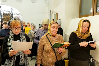 Всенощное бдение в Свято-Никольском мужском монастыре г. Саратова