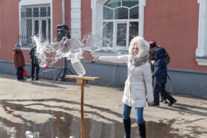 На территории Покровского храма г. Саратова прошел зимний праздник