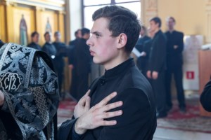 Литургия Преждеосвященных Даров на Архиерейском подворье — в храме во имя святого апостола и евангелиста Иоанна Богослова при СПДС