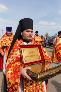 Божественная литургия в храме великомученика Георгия Победоносца г. Саратова
