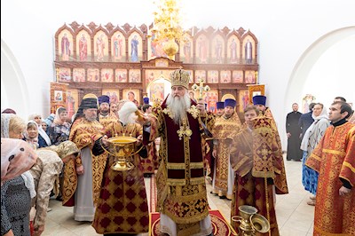 Божественная литургия в храме во имя святых благоверных князей страстотерпцев Бориса и Глеба г. Саратова