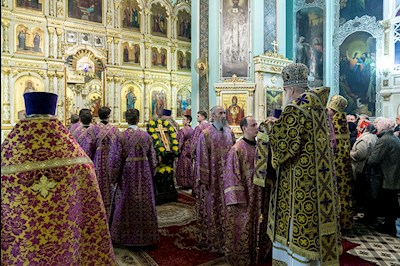 Всенощное бдение в храме в честь Сошествия Святого Духа г. Саратова