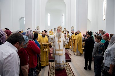 Божественная литургия в храме святителя Тихона, Епископа Воронежского, Задонского чудотворца г. Саратова