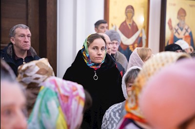 Митрополит Игнатий совершил Божественную литургию и чин Великого освящения воды в храме святителя Тихона, епископа Воронежского, Задонского чудотворца, г. Саратова