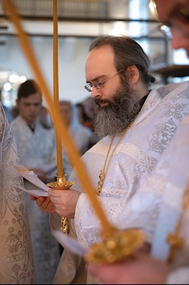 Митрополит Игнатий совершил Божественную литургию и панихиду в Свято-Никольском мужском монастыре г.Саратова