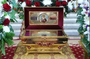 Божественная литургия и молебен у мощей святого равноапостольного князя Владимира в Покровском храме г.Саратова