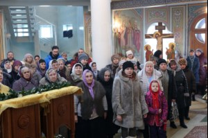 Божественная литургия в храме во имя Всех Святых, в земле Российской просиявших г. Саратова