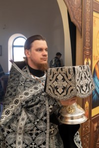 Литургия Преждеосвященных Даров в храме во имя преподобного Сергия Радонежского г.Саратова