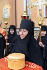 Божественная литургия в Свято-Алексиевском женском монастыре г. Саратова