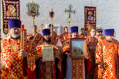 Божественная литургия в храме Воскресения Христова г. Саратова