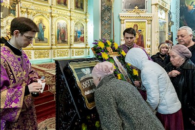 Всенощное бдение в храме в честь Сошествия Святого Духа г. Саратова
