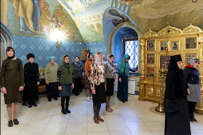 Утреня с чтением акафиста в Свято-Троицком кафедральном соборе г. Саратова