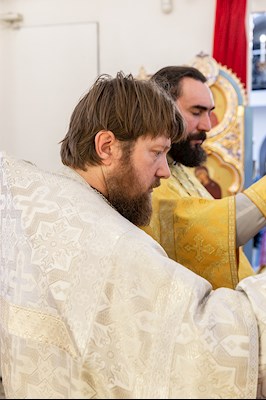 Божественная литургия в храме во имя святых первоверховных апостолов Петра и Павла г. Аткарска