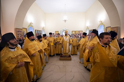Митрополит Игнатий совершил Великое освящение храма святой блаженной Ксении Петербургской п. Красный Текстильщик и Божественную литургию в новоосвященном храме