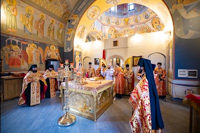 Митрополит Игнатий совершил всенощное бдение в Свято-Никольском мужском монастыре г. Саратова