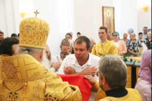 Божественная литургия в храме в честь Нерукотворного Образа Спасителя г. Саратова