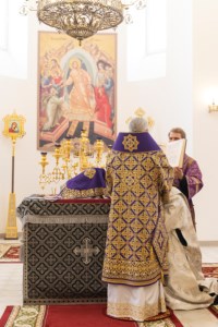 Божественная литургия в храме святителя Спиридона Тримифунтского г. Саратова