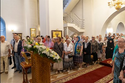Всенощное бдение в храме во имя святых первоверховных апостолов Петра и Павла г. Саратова