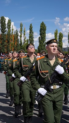 Митрополит Игнатий посетил церемонию выпуска офицеров ВВИМО