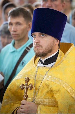 Митрополит Игнатий совершил Божественную литургию в храме Покрова Пресвятой Богородицы г. Петровска