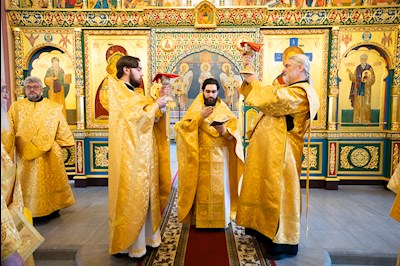 Митрополит Игнатий совершил Божественную литургию в Свято-Никольском мужском монастыре г. Саратова