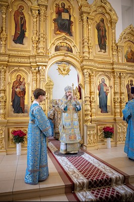 Митрополит Игнатий возглавил соборное архиерейское богослужение в Казанском храме г. Саратова