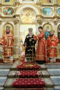 Божественная литургия в храме в честь Покрова Пресвятой Богородицы