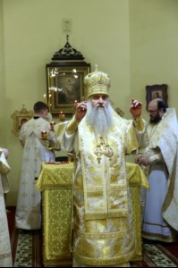 Божественная литургия на Архиерейском подворье — храме во имя преподобного Серафима Саровского г.Саратова