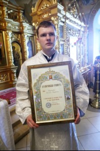 Митрополит Лонгин совершил Царские часы, Изобразительны, Великую вечерню и Крещальную литургию в Свято-Троицком кафедральном соборе Саратова